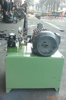 國(guó)威液壓 專業(yè)打造2.2KW非標(biāo)液壓站動(dòng)力系統(tǒng)，助力高效流體傳動(dòng)